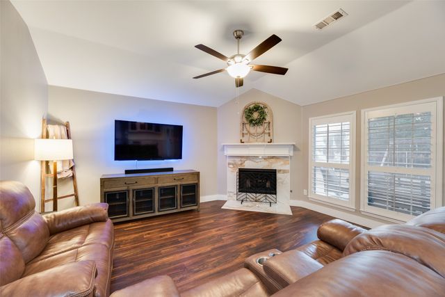 6421 Wexley Lane, The Colony, TX 75056