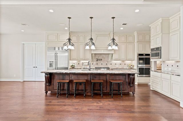 28680 Clear Woods Drive, Spring, TX 77386