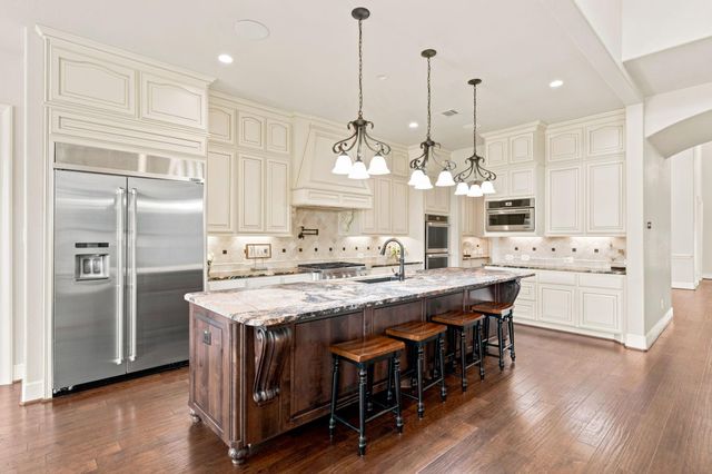 28680 Clear Woods Drive, Spring, TX 77386