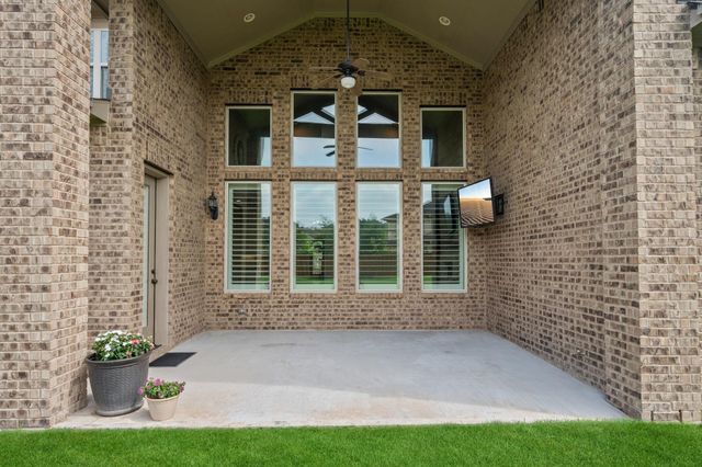 28680 Clear Woods Drive, Spring, TX 77386