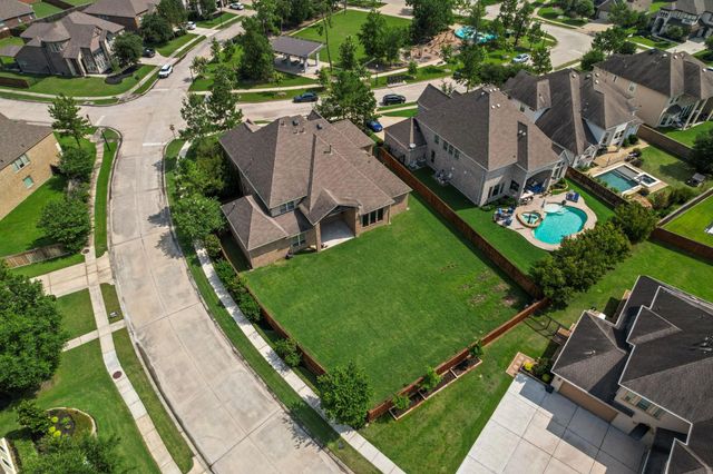 28680 Clear Woods Drive, Spring, TX 77386