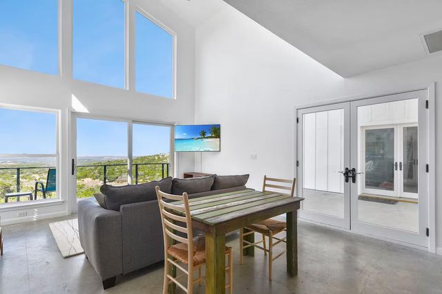 620 Windy Hills RD, Dripping Springs, TX 78620