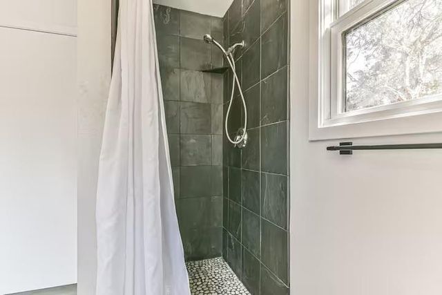 620 Windy Hills RD, Dripping Springs, TX 78620