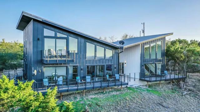 620 Windy Hills RD, Dripping Springs, TX 78620