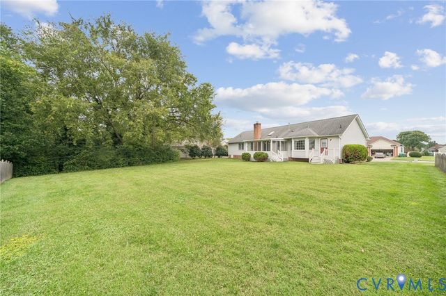 206 Bearchase Ct, Colonial Heights, VA 23834