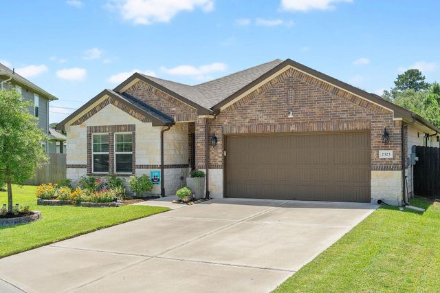 2323 E Winding Pines Drive, Tomball, TX 77375