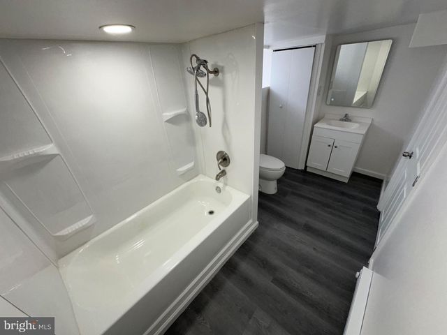 5400 LARCHWOOD AVE, Philadelphia, PA 19143