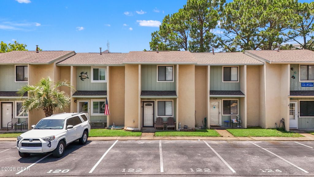 Image 36 of property listing at 122 Robin Lane, Panama City Beach, FL 32407