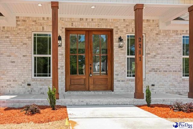 2211 Zaharais Ct., Florence, SC 29506