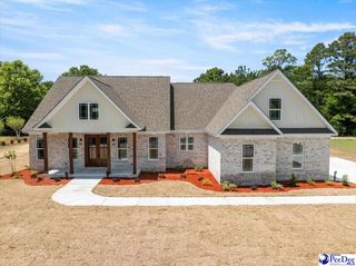 2211 Zaharais Ct., Florence, SC 29506