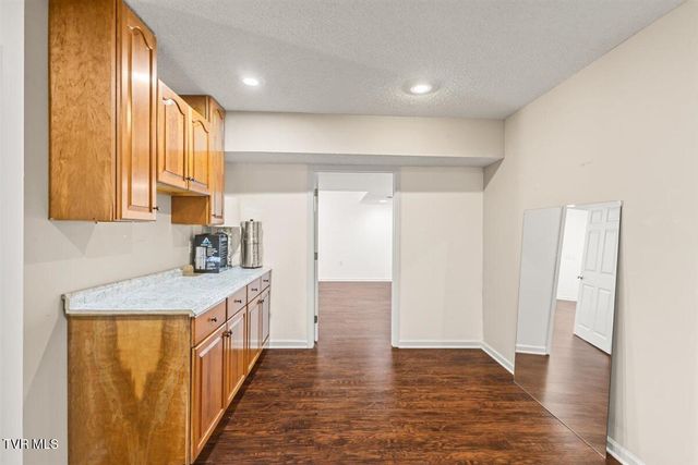 2308 Granite Drive, Johnson City, TN 37604