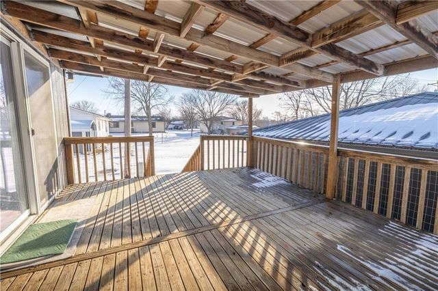 716 Shea Street, Burlington, KS 66839