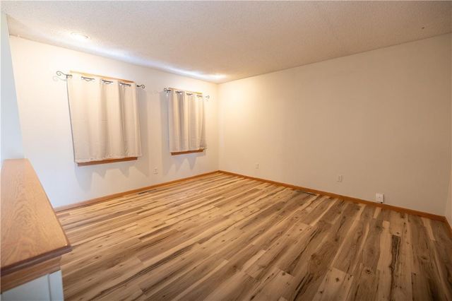 716 Shea Street, Burlington, KS 66839
