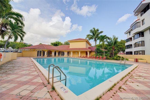 8255 SW 152nd Ave E-112, Miami, FL 33193
