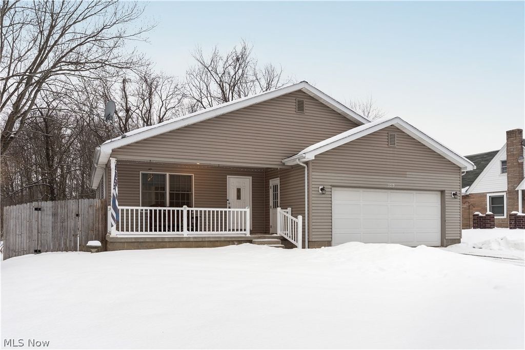 1019 Roseland Avenue NW, Massillon, OH 44647