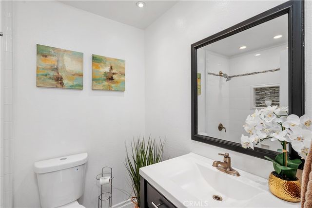 1048 Royal Oaks H, Monrovia, CA 91016
