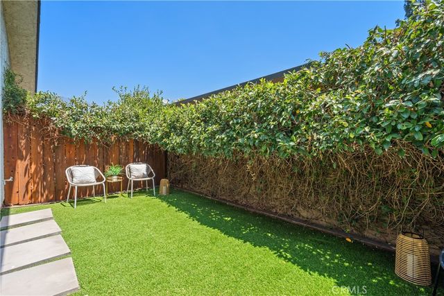 1048 Royal Oaks H, Monrovia, CA 91016