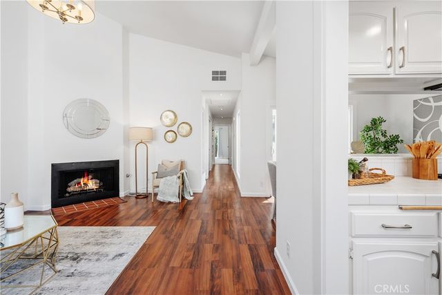 1048 Royal Oaks H, Monrovia, CA 91016