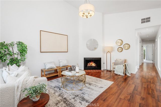 1048 Royal Oaks H, Monrovia, CA 91016