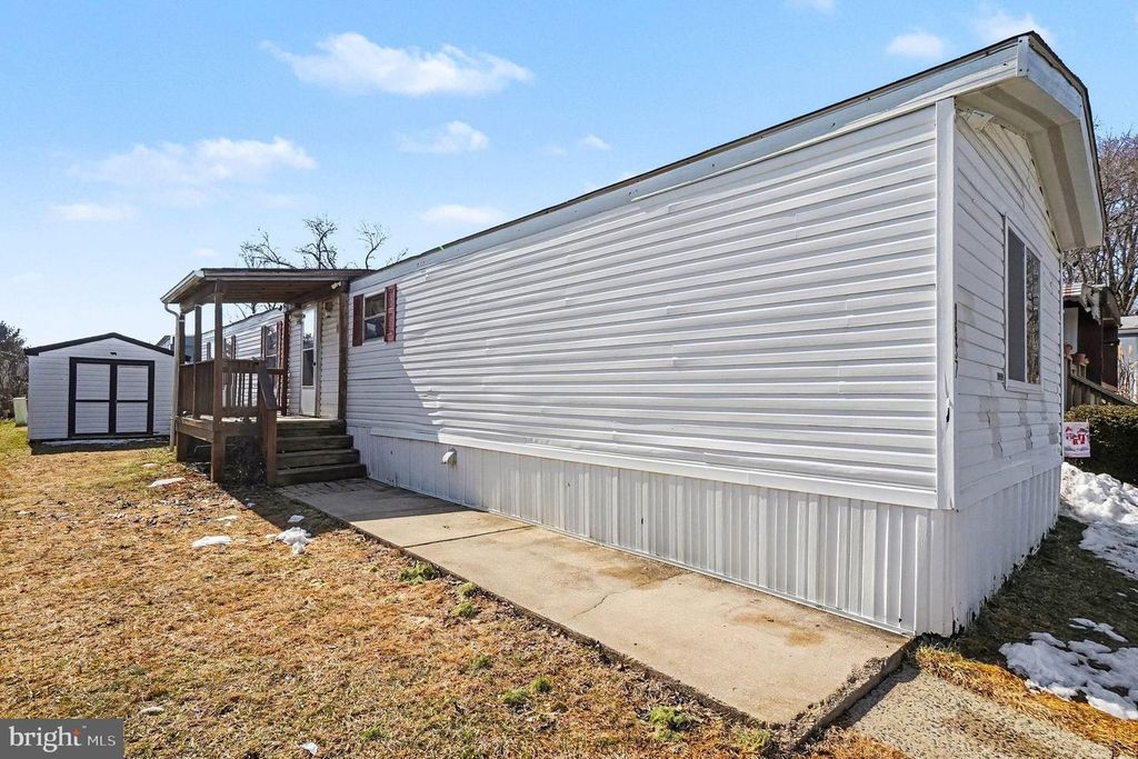 1537 CLEARVIEW DRIVE S, Street, MD 21154