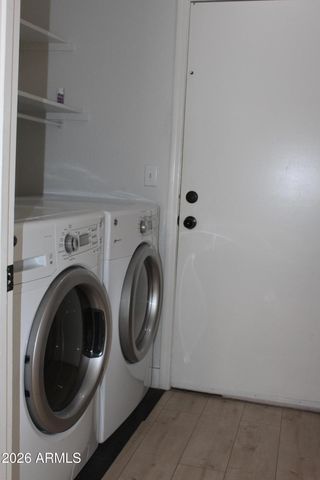 7301 W CANTERBURY Drive, Peoria, AZ 85345