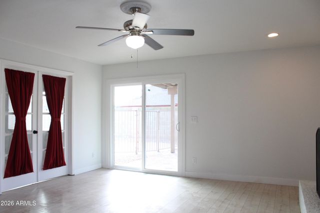 7301 W CANTERBURY Drive, Peoria, AZ 85345