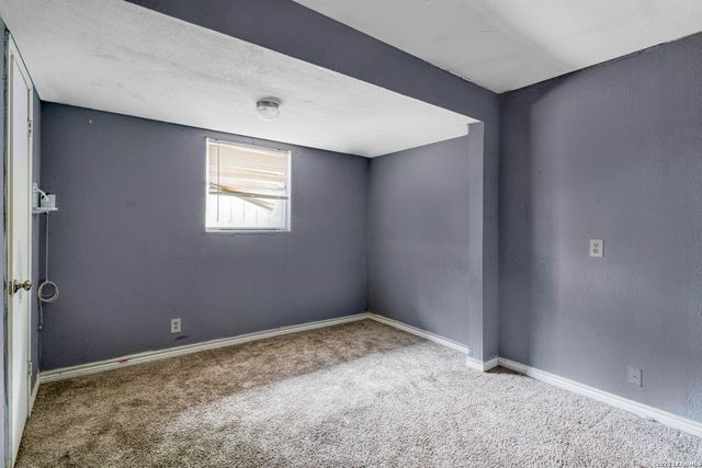 210 TEDDER ST, San Antonio, TX 78211