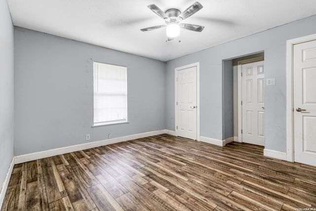 210 TEDDER ST, San Antonio, TX 78211