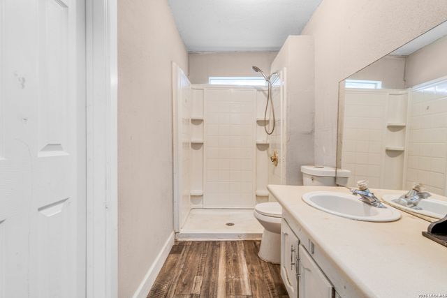 210 TEDDER ST, San Antonio, TX 78211