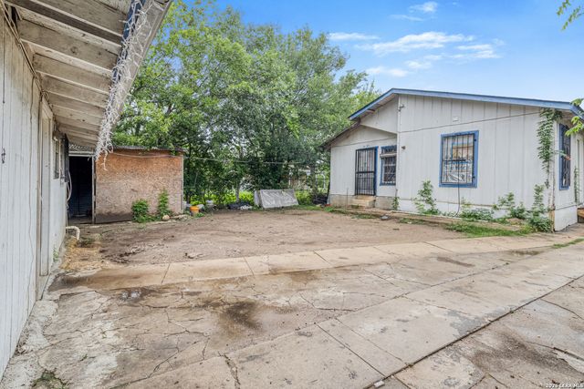 210 TEDDER ST, San Antonio, TX 78211