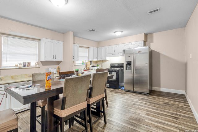 210 TEDDER ST, San Antonio, TX 78211
