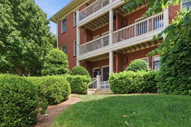 800 Woodland St Apt 101, Nashville, TN 37206