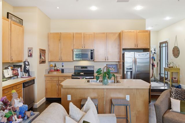 800 Woodland St Apt 101, Nashville, TN 37206