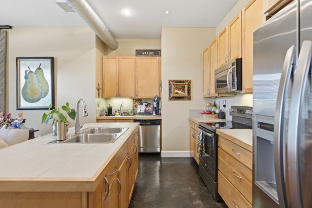 800 Woodland St Apt 101, Nashville, TN 37206