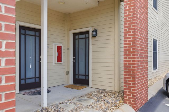 800 Woodland St Apt 101, Nashville, TN 37206
