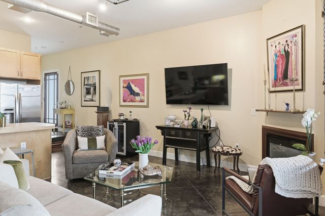 800 Woodland St Apt 101, Nashville, TN 37206