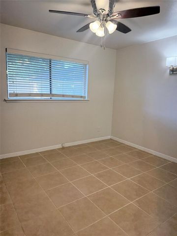 10106 Antrim Lane, La Porte, TX 77571