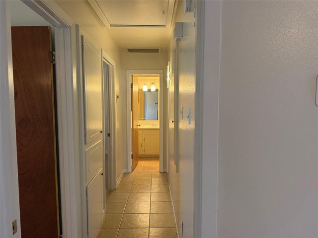 10106 Antrim Lane, La Porte, TX 77571