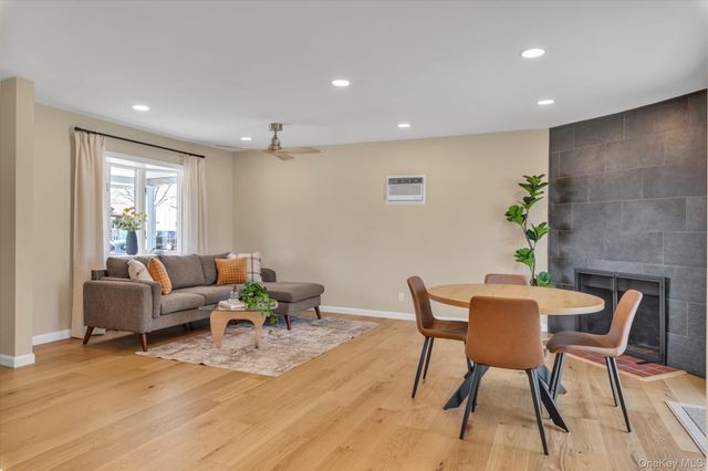77 Lloyd Avenue, North Babylon, NY 11703