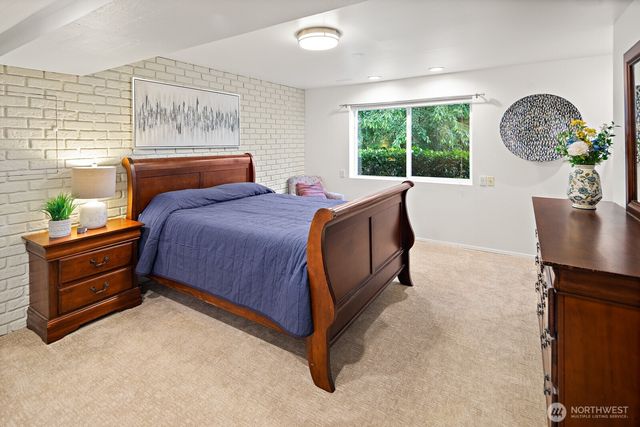 5300 235th Avenue SE, Issaquah, WA 98029