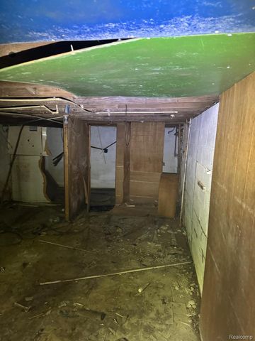 205 E Baltimore Boulevard, Flint, MI 48505