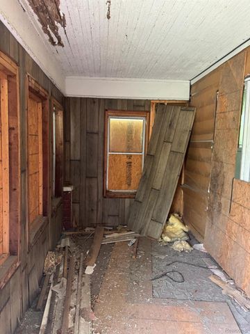 205 E Baltimore Boulevard, Flint, MI 48505