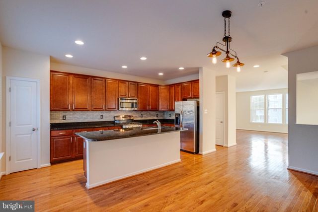 7619 LYNDON CT, Glen Burnie, MD 21060