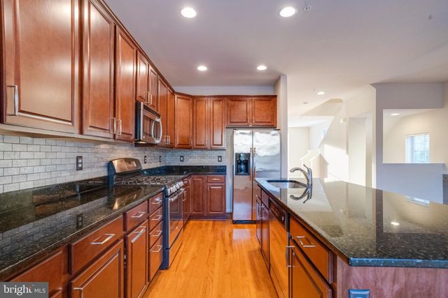 7619 LYNDON CT, Glen Burnie, MD 21060