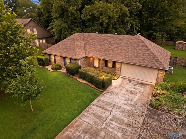213 Burningtree Trace, Madison, AL 35757
