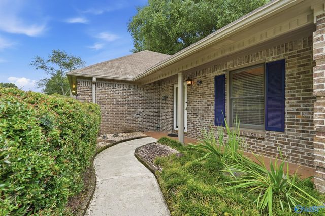 213 Burningtree Trace, Madison, AL 35757