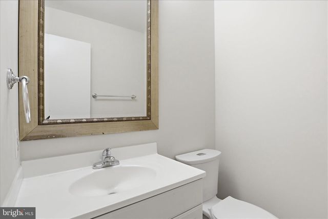 9258 BROADWATER DR, Gaithersburg, MD 20879