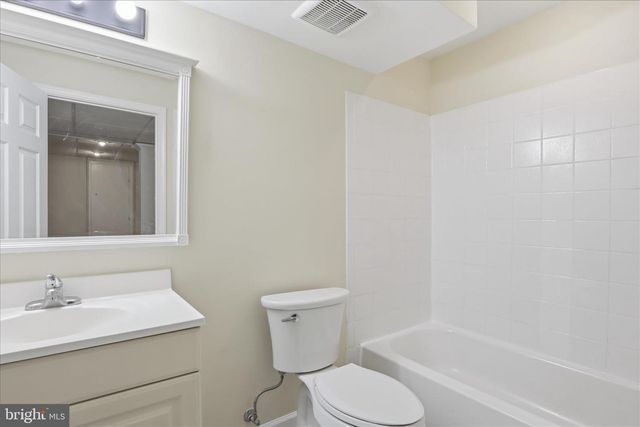 9258 BROADWATER DR, Gaithersburg, MD 20879