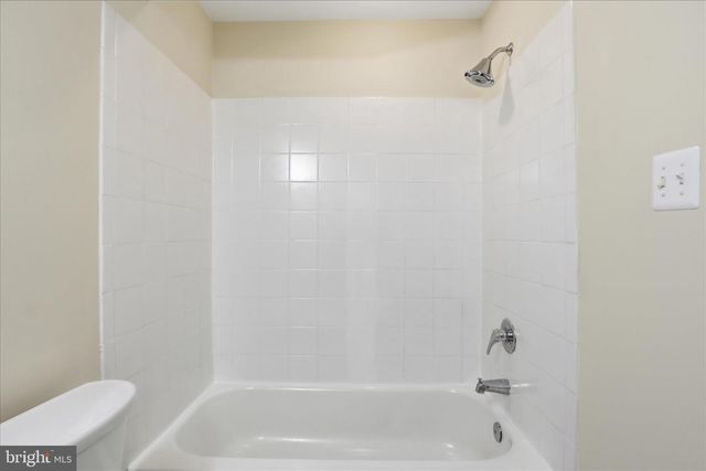 9258 BROADWATER DR, Gaithersburg, MD 20879