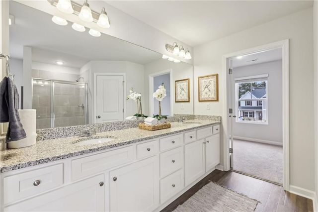 1302 Stephens View Drive, Loganville, GA 30052